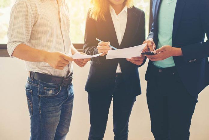 Mahaingurua: hizkuntzen kudeaketa eta euskara gure enpresetan, hiru esperientzia